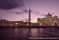 Vatican square at dusk 0vO1p5