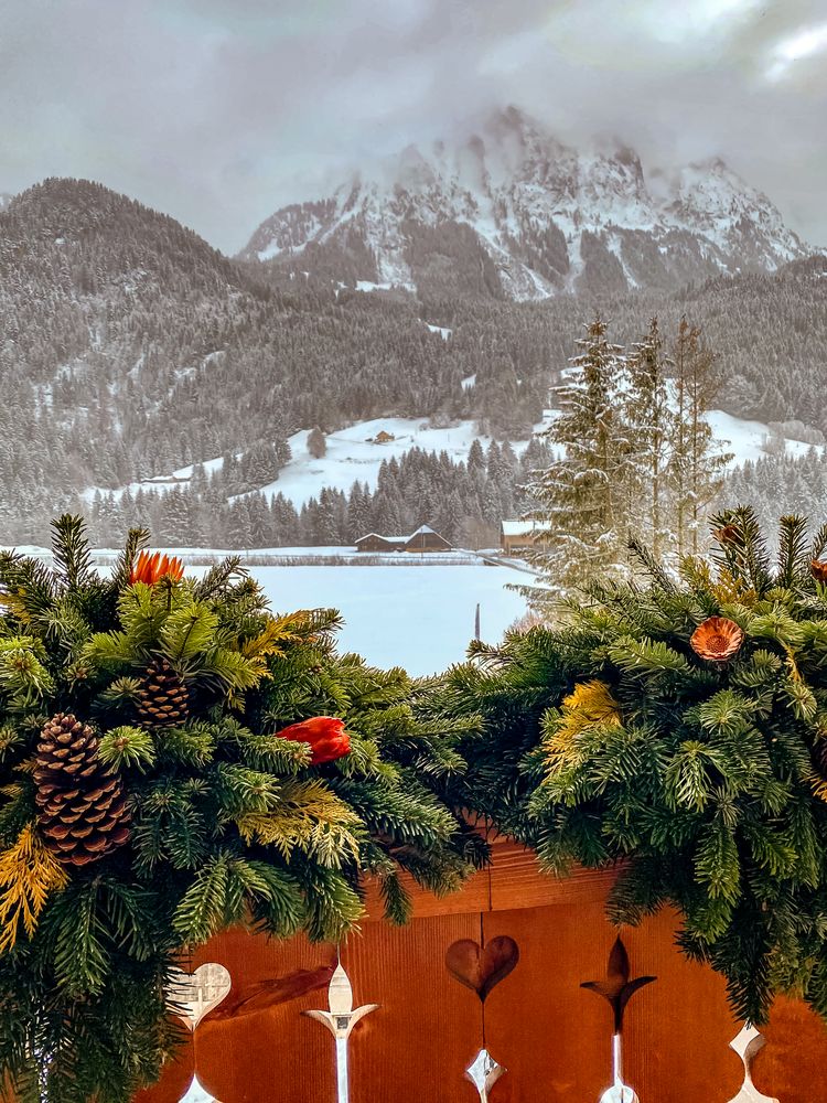 Vidmanette in the winter seen from snowy patio