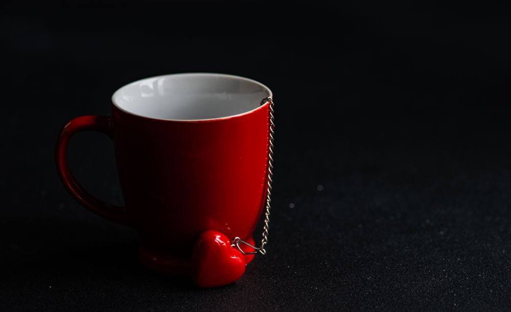 Red cup and heart