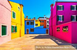 Venice landmark, Burano island square and colorful houses, Italy 48BB2K
