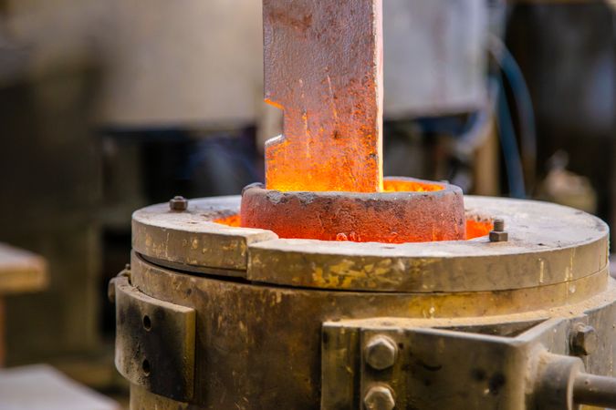 Metal ware heating in crucible