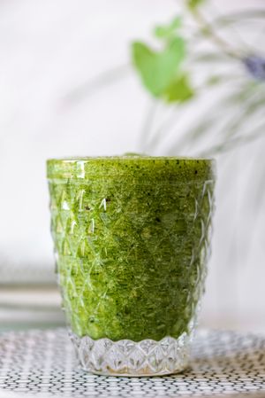 Healthy green smoothie