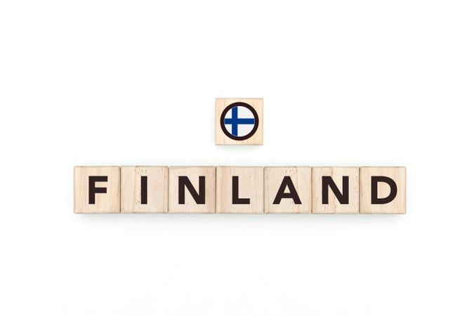 Wooden blocks bearing the name and flag of Finland.