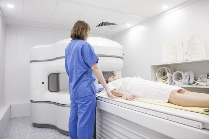open magnetic resonance machine