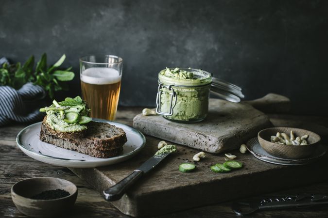 Toasts with cashew pate