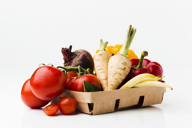 Biodegradable basket of fresh vegetables