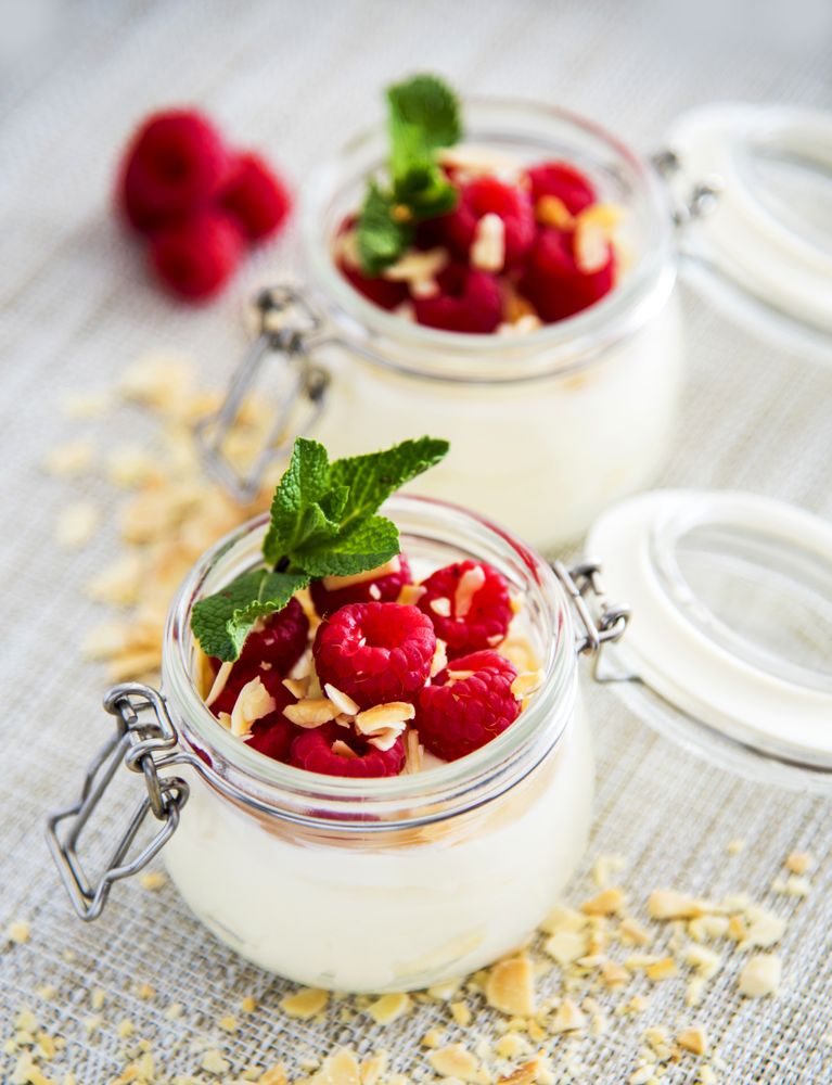 Delicious yogurt with berries