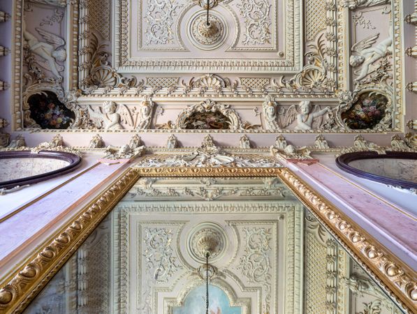 Ancient castle interiors. Rich royal chambers.