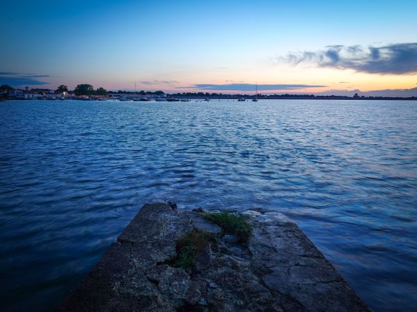 The sunken causeway to the port of Loix at high tide