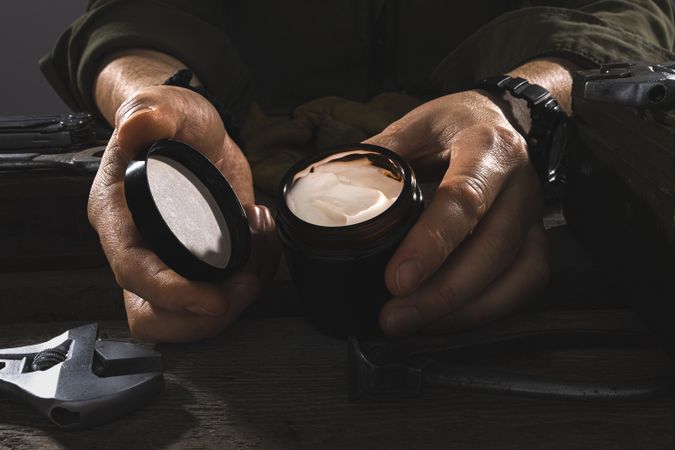 Men’s Hand Cream Opening