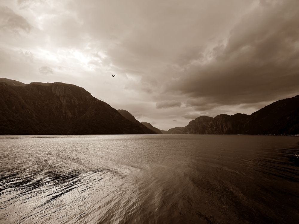 Lyse Fjord view on overcast day