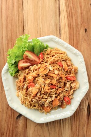 Fried Noodle Indomie Goreng Telor, Top View