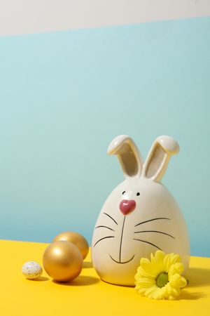 Concept of Richness and prosperity, golden eggs