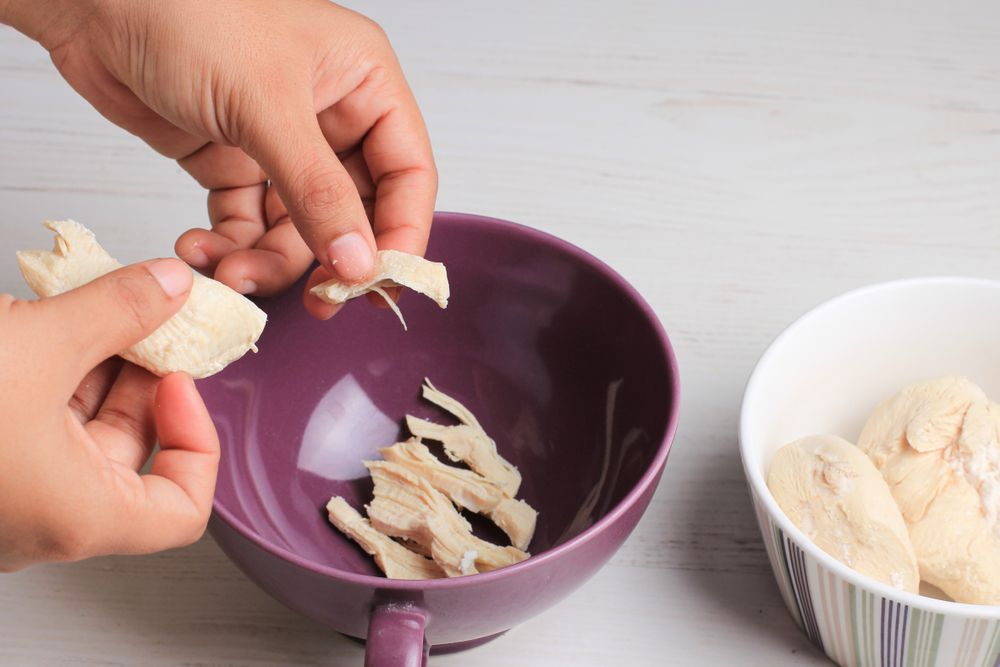 Making Shredded Chicken, Process Boiled Chicken Breast into Pieces, Step by Step Making Ayam Suwir