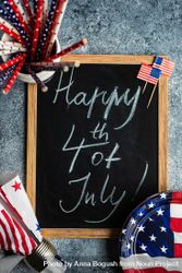 Chalkboard surrounded by flags with the words "Happy 4th of July" 4d8ENr