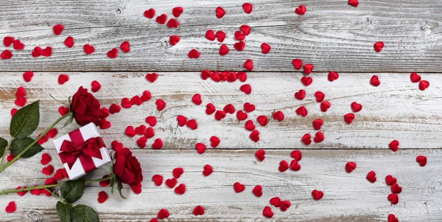 Lovely red romanic gifts for the holiday of Happy Valentine’s Day