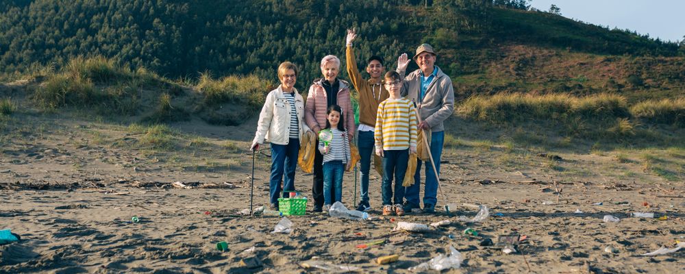 Volunteers ready to clean the beach