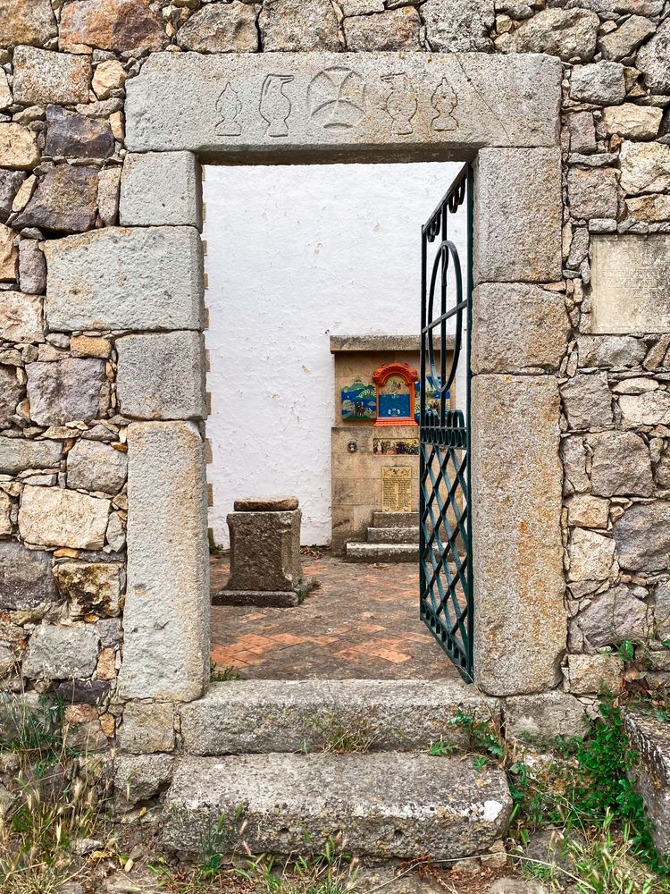 Patmian door to memorial