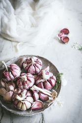 Close-up of a plate of garlic