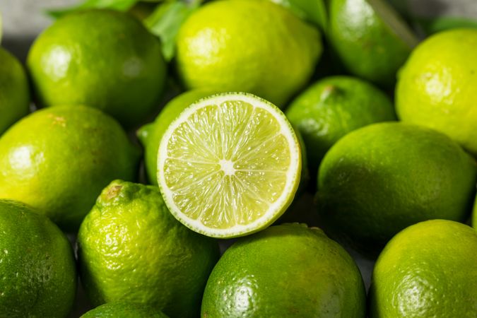 Organic Raw Green Limes
