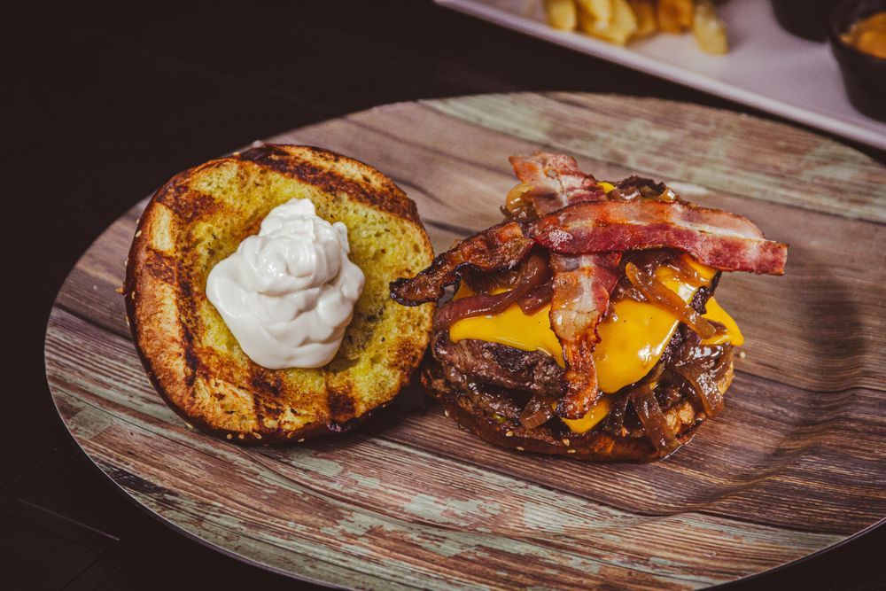 Bacon cheese burger with mayo