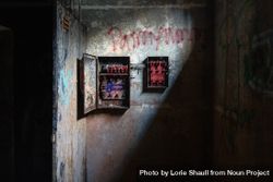 Abandoned electric boxes with grafitti 5lVVav