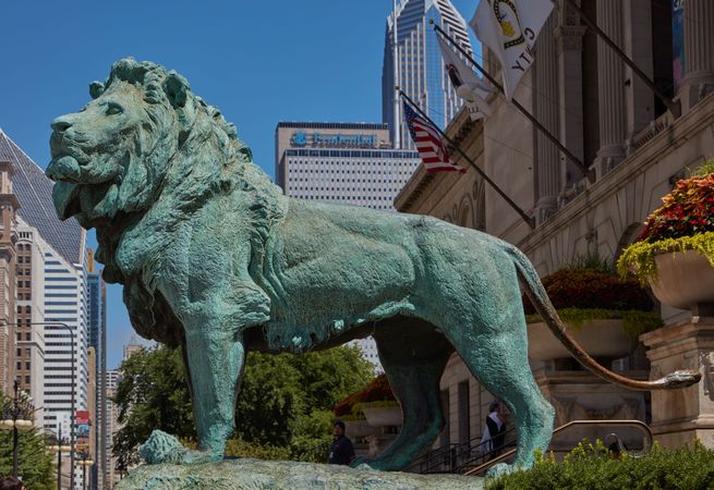 Lion sculptures outside the Art Institute of Chicago by Edward Kemey