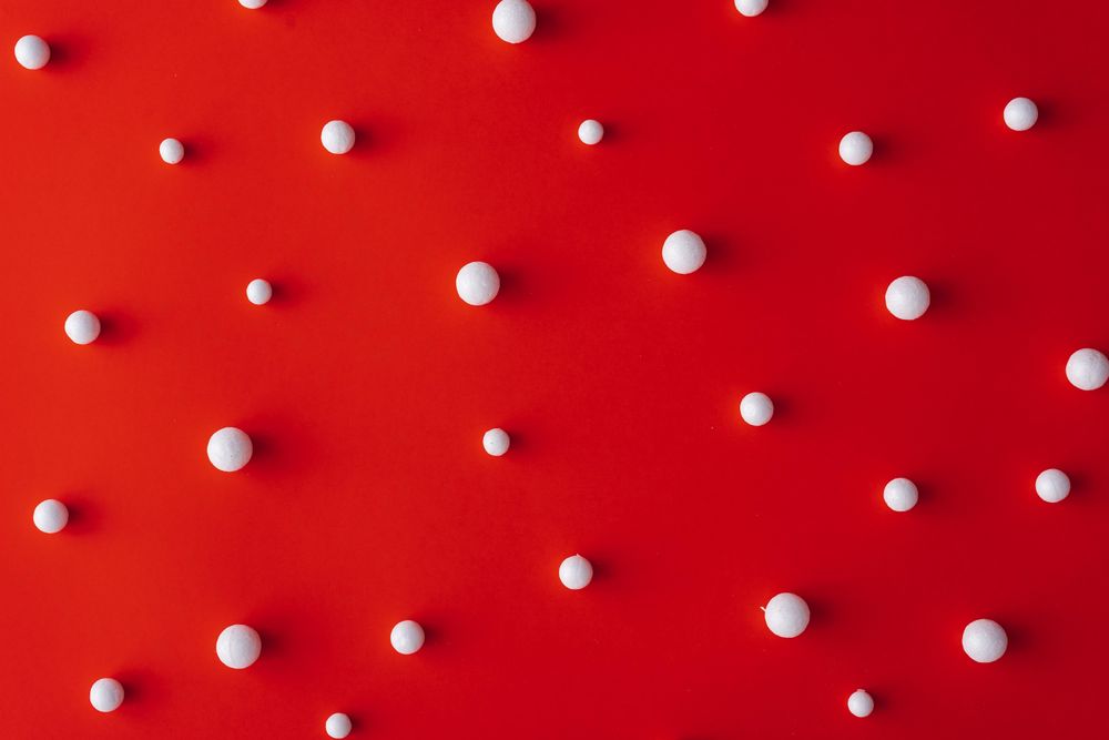 Red background with snowballs