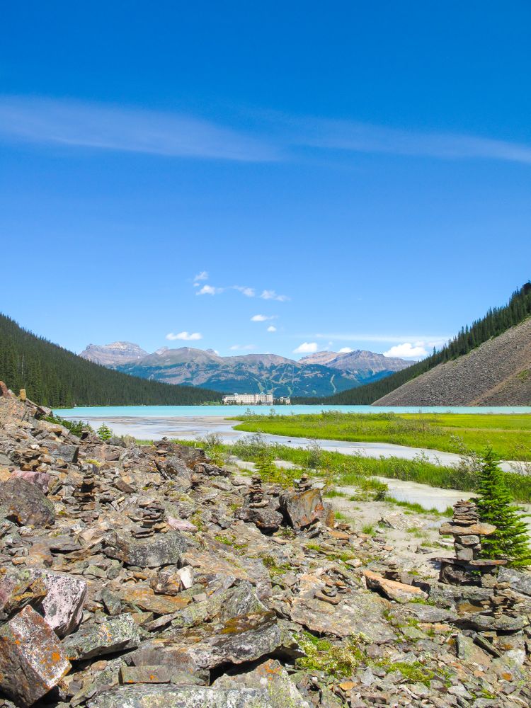 Balancing rocks at the edge of Lake Louise, Banff