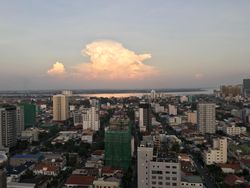 City with high rise buildings under clouds in Phnom Penh, Cambodia 0WLk15