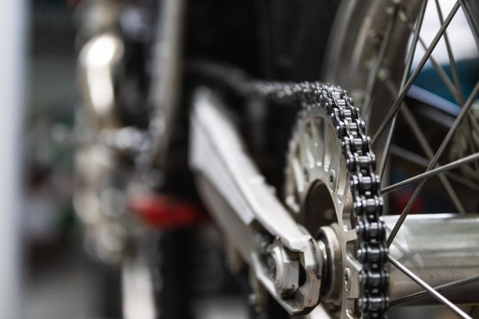 Detail of the chain of a motorcycle
