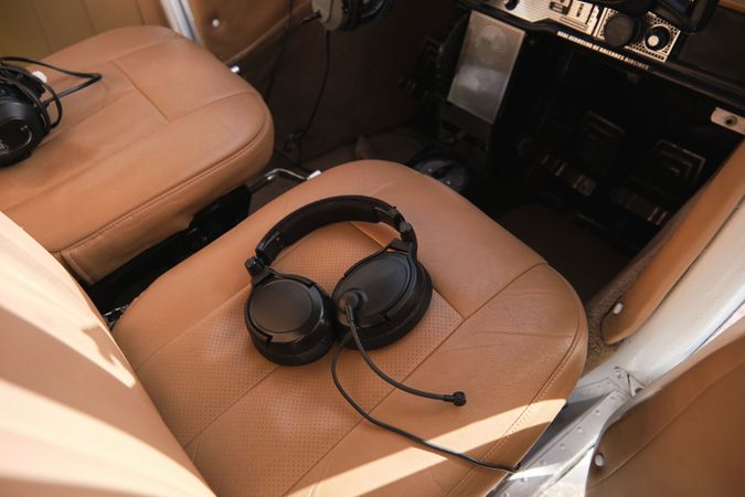 Aviation Headset in Light Aircraft