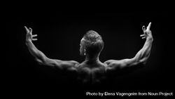 B&W studio shot of bodybuilders arms and shoulders 5oL9k4
