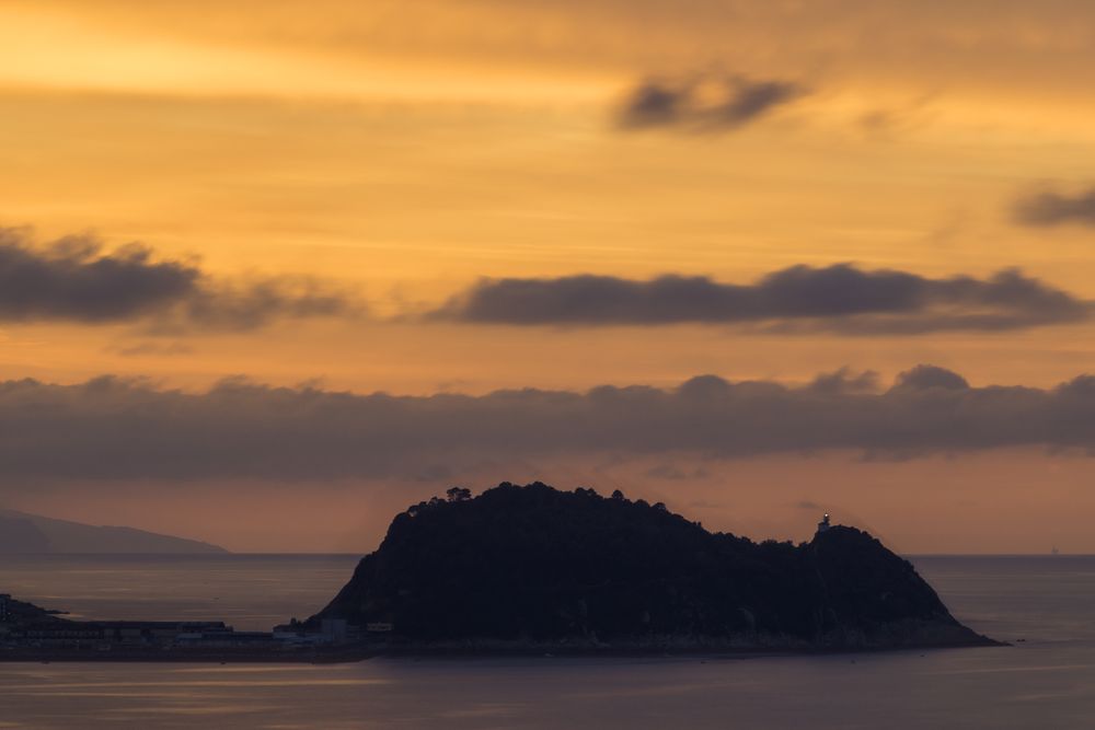 Picturesque seascape in golden sunset light