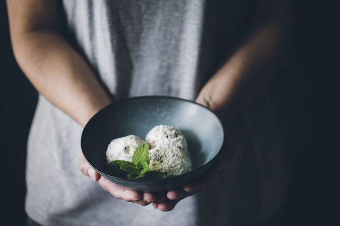 Stracciatella ice cream balls