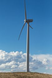 Wind Turbine during daytime