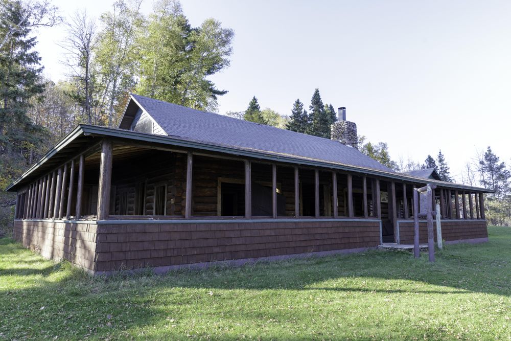 A long log lodge at the Joyce Estate in Bovey, Minnesota