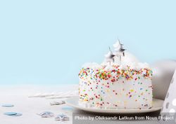 Birthday cake with sprinkles and stars 4M3ra0
