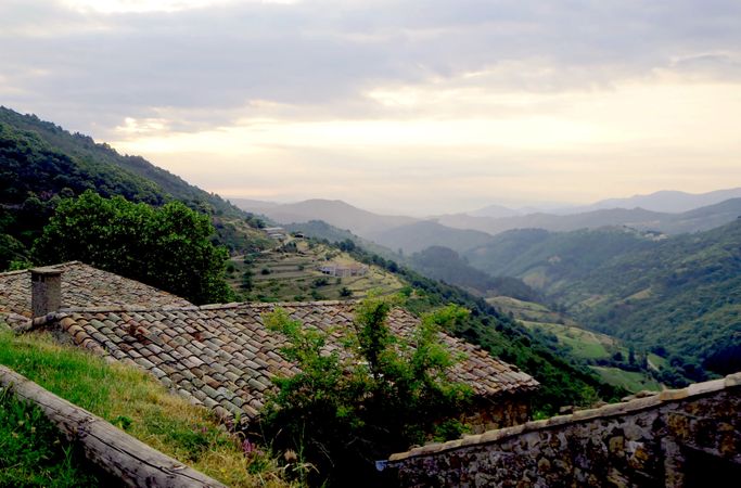 Dusky Majesty: Rhone Valley's Twilight Vista