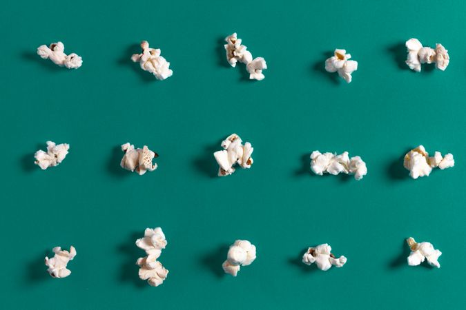 Set of popcorn on board