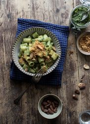 Pasta paccheri with kale pesto and nuts