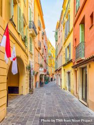 Colorful Rue Basse, Monaco 5pgEZe