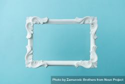 Picture frame on blue background 0LaAE5