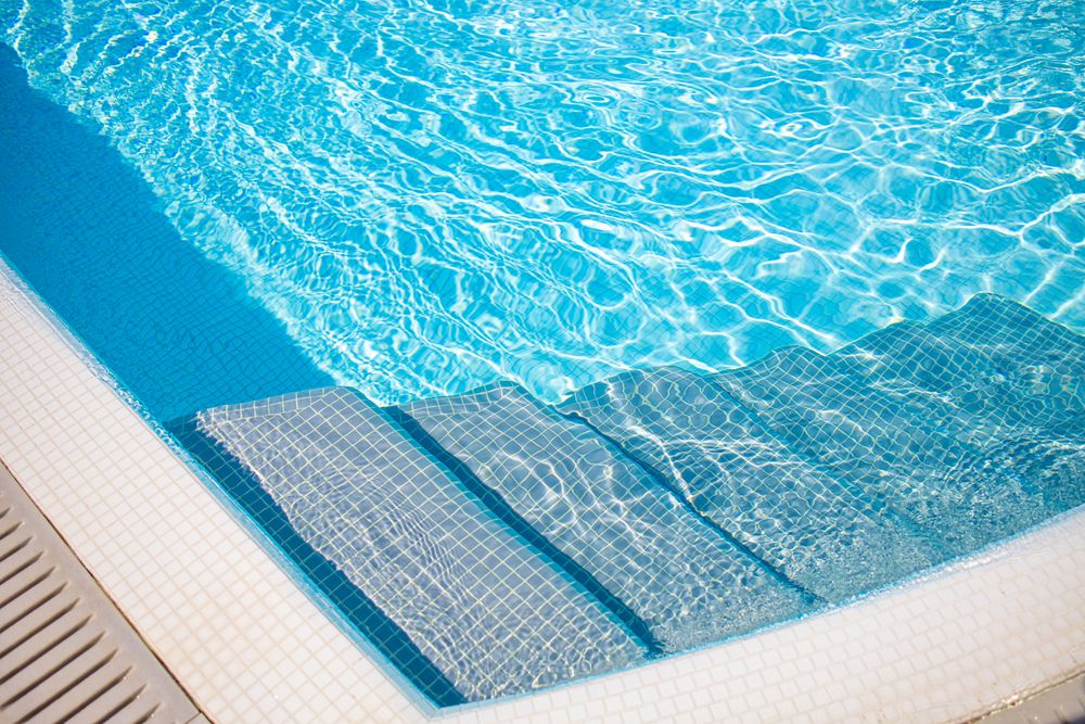 Stairs in an inviting clear pool