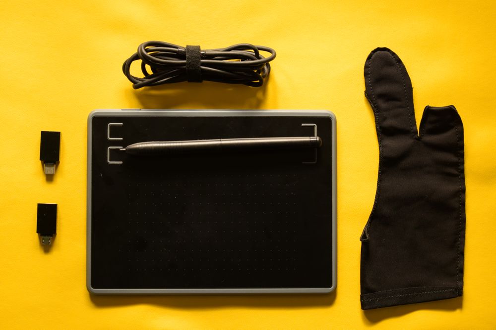 Digital tablet and accessories for graphic designer