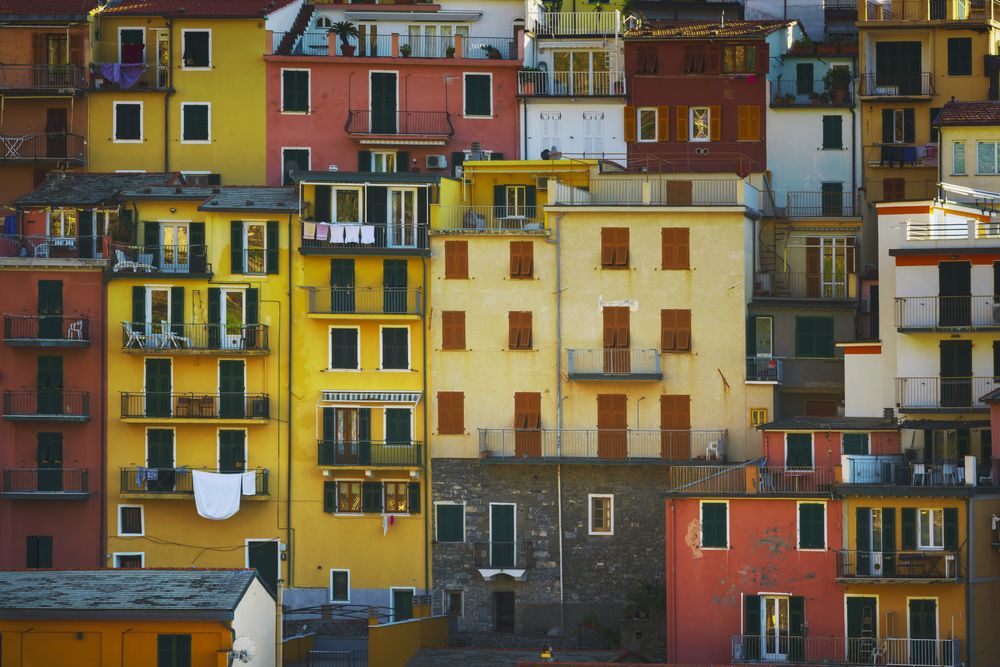 Manarola village, colorful pattern of houses. Cinque Terre, Italy.