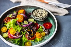 Fresh organic vegetable salad