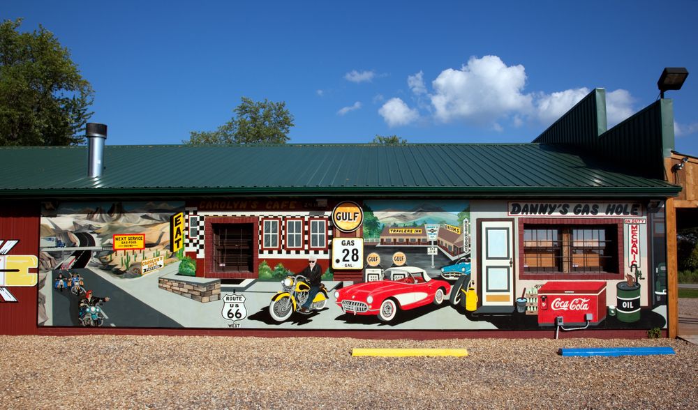 Mural of vintage automobiles and motor cycles, Cuba, Missouri