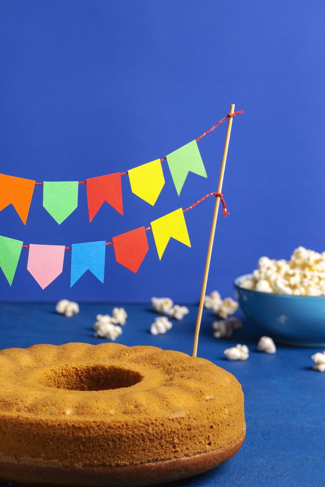 Festa Junina cornmeal cake
