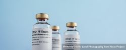 Vials of covid-19 vaccine 5rYEZ0